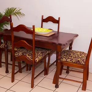 https://cozy-waterloo-apartment.greaterantilleshotels.net